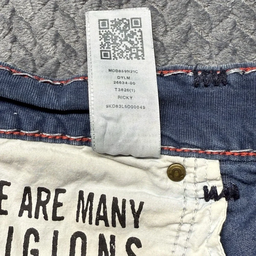 True Religion Ricky Super T Men 40x31.5 Corduroy Micro Indigo Red Stitching Flap